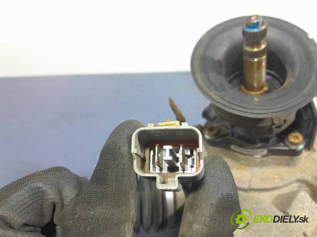 Suzuki Swift 2007 řízení volantu 63J5