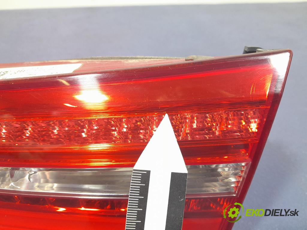 Audi A6 2011 svetlo / reflektor zad Prava: Vnútri: 4G9945094B