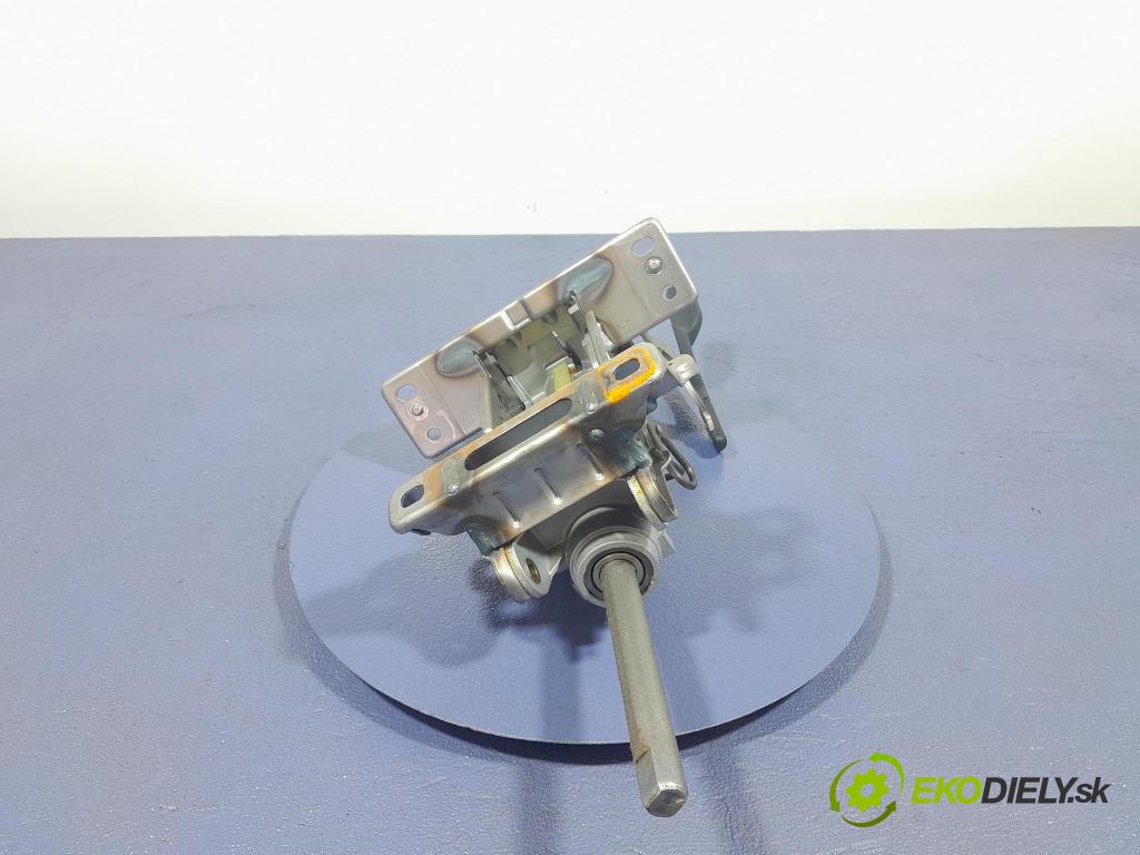 Audi A6 2011 Sloupek volantu x 4G0419502D