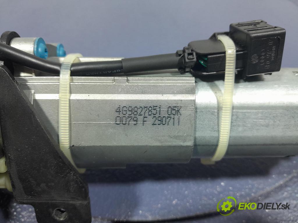 Audi A6 2011 Aktuátor: 4G9827851