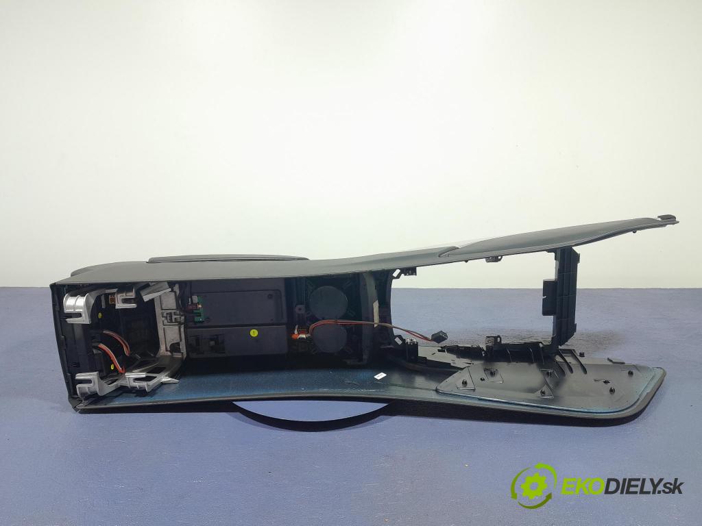 Audi A6 2011 operadlo 