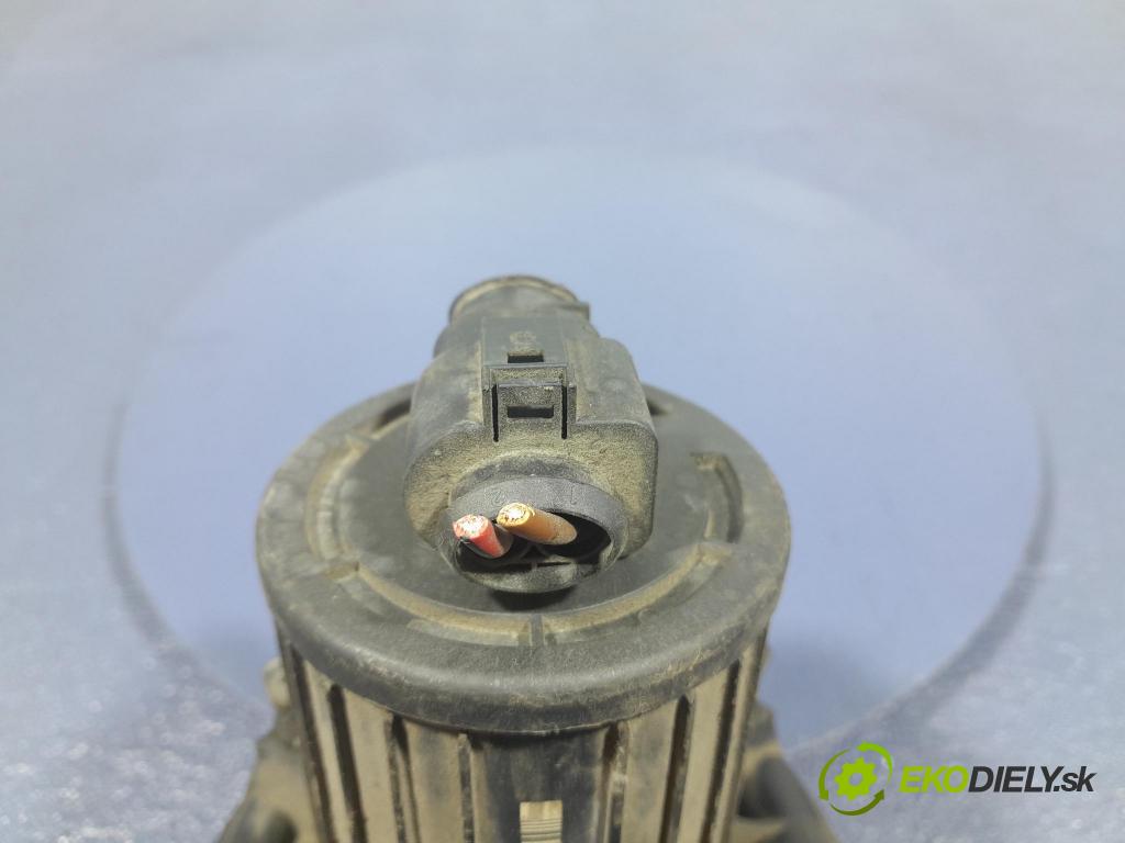 Skoda Octavia 2005 čerpadlo Sekundárne: Vzduch: 06A959253B