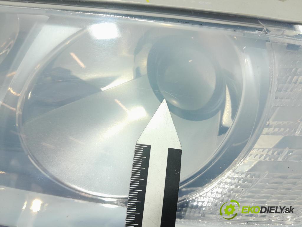 Skoda Octavia 2005 světlo Levý: