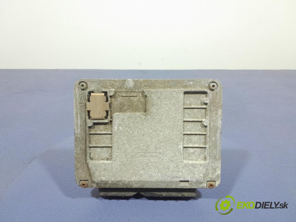 Skoda Octavia 2005 riadiaca jednotka Motor: 06A906033CL