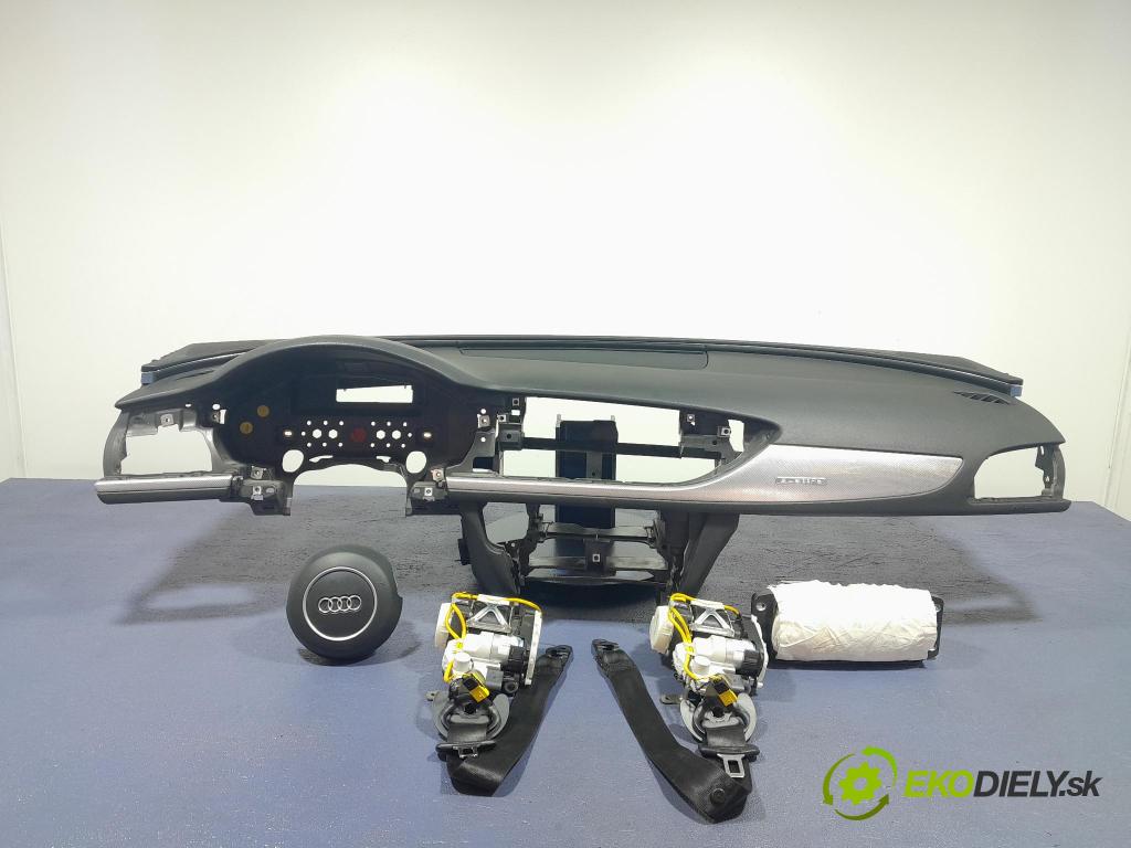 Audi A6 2011 kokpit,přistrojova deska