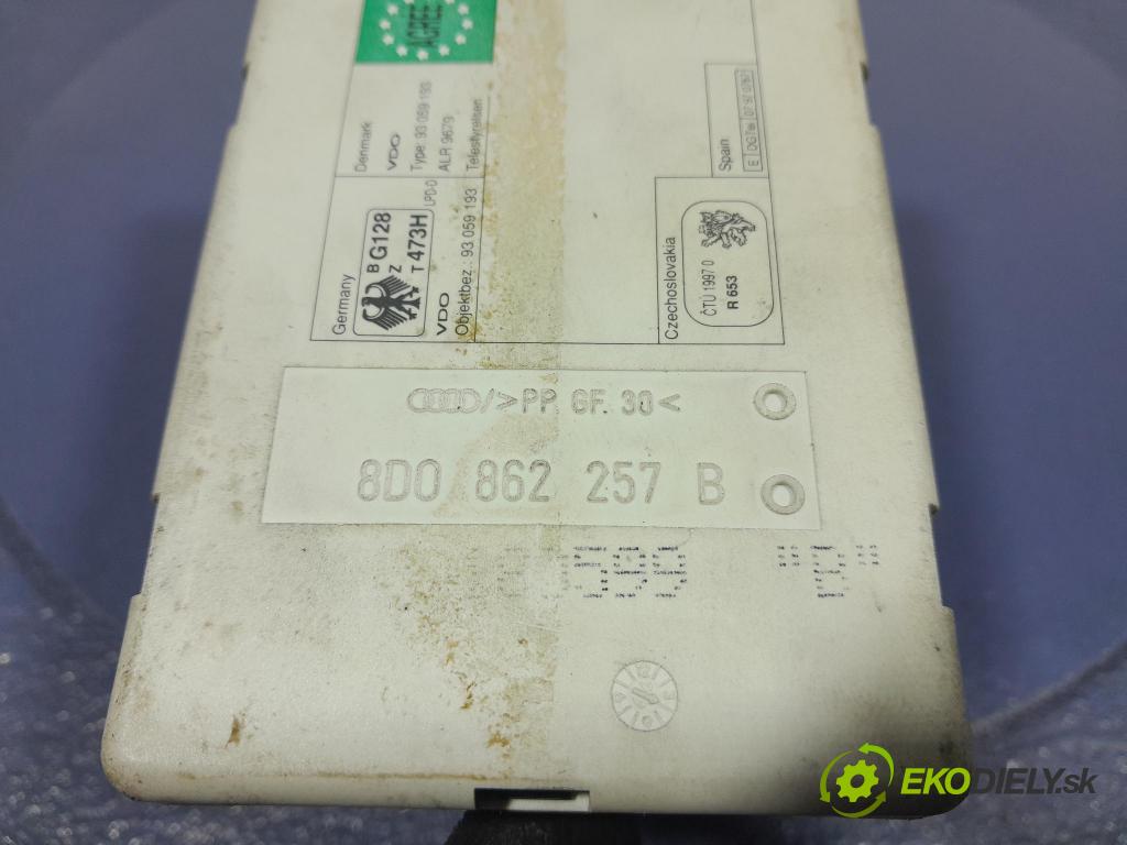 Audi A4 1999 čerpadlo Centrální Zámek 8D0862257B