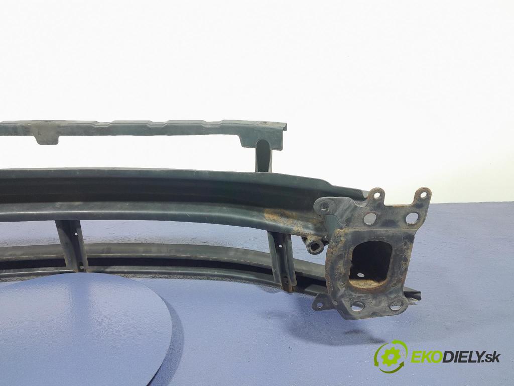 Skoda Octavia 2005 výztuha narazník před 1Z0807109