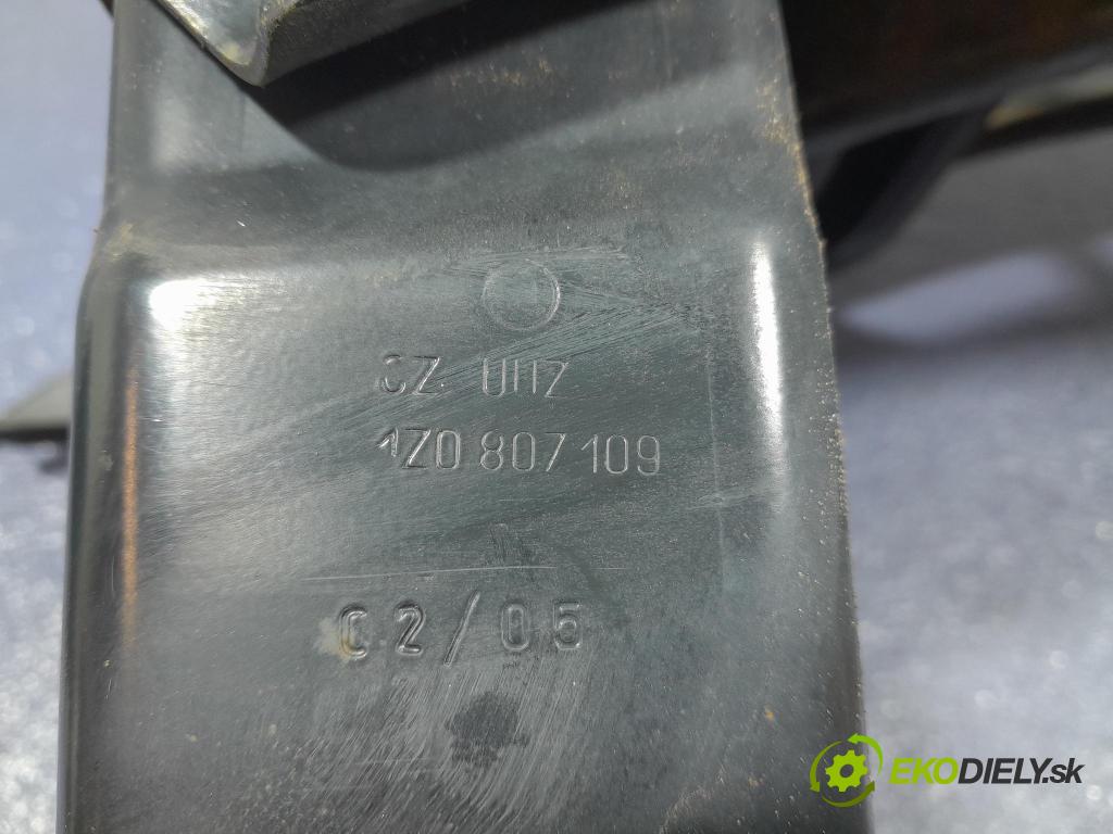 Skoda Octavia 2005 výstuha narazník Predné 1Z0807109