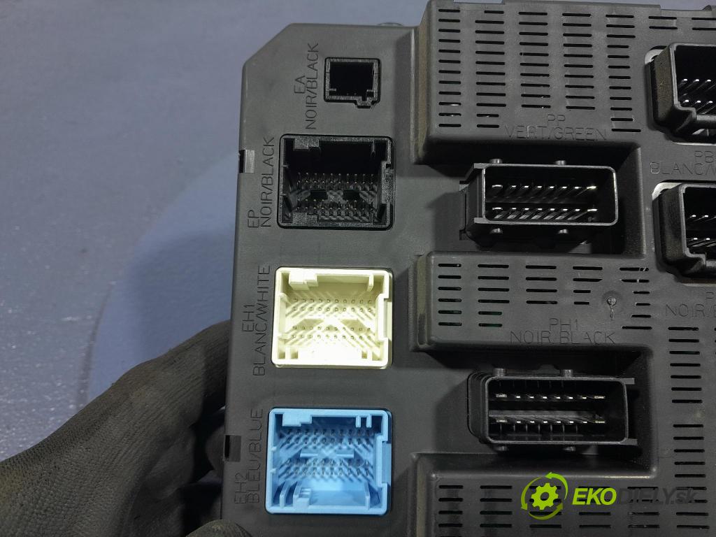 Citroen C3 2006 skrinka Poistky: 9659285380