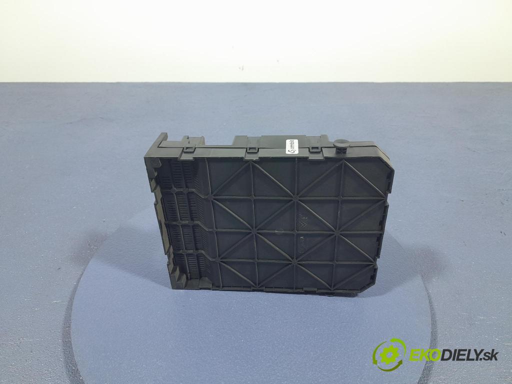 Citroen C3 2006 skrinka Poistky: 9659285380