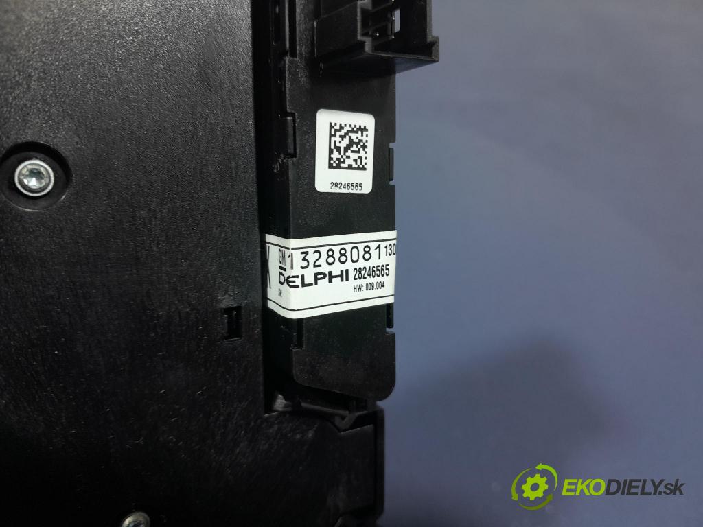 Opel Astra 2013 prepínač Rádio: Navigacia: 13360093