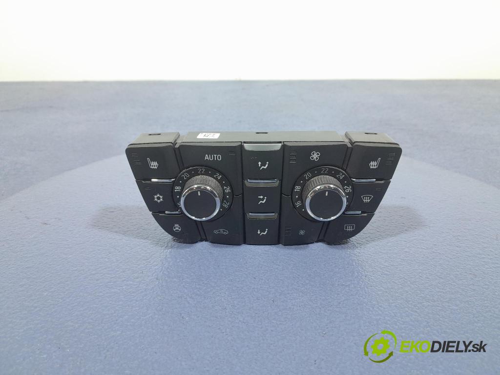 Opel Astra 2013 prepínač Klimatizácia: Prúd vzduchu: 13360109