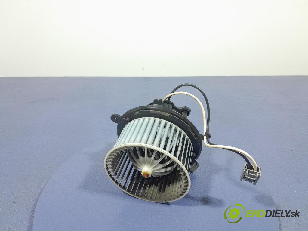 Opel Astra 2013 ventilátor Vzduch: 25020140