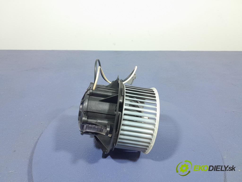 Opel Astra 2013 ventilátor Vzduch: 25020140