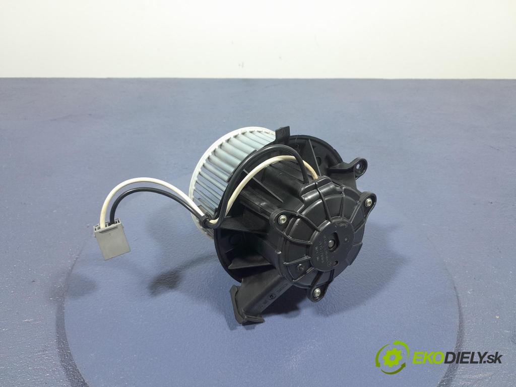 Opel Astra 2013 ventilátor Vzduch: 25020140