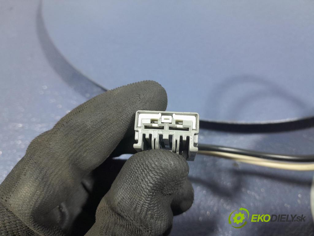 Opel Astra 2013 ventilátor Vzduch: 25020140