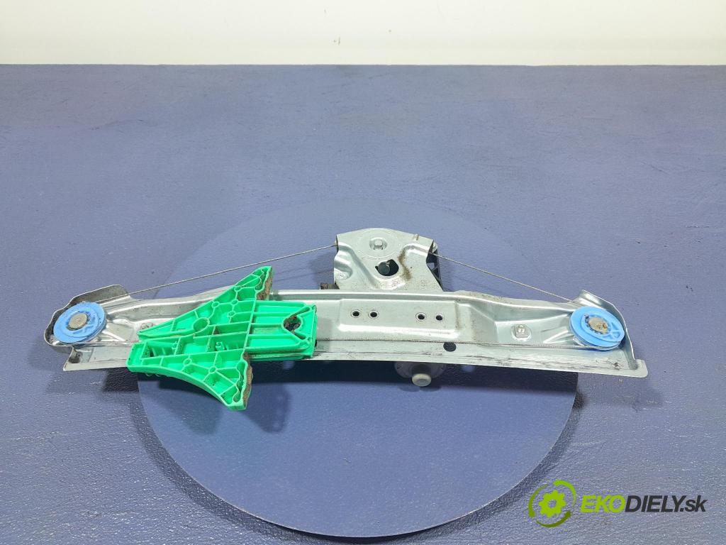 Opel Astra 2013 mechanizmus okna Okná: zad Vľavo: 13350761