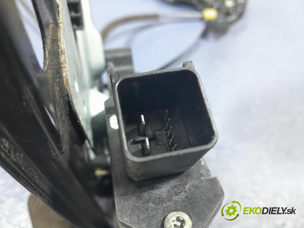 Opel Astra 2013 mechanizmus okna Okná: Predné Vľavo: 13350757