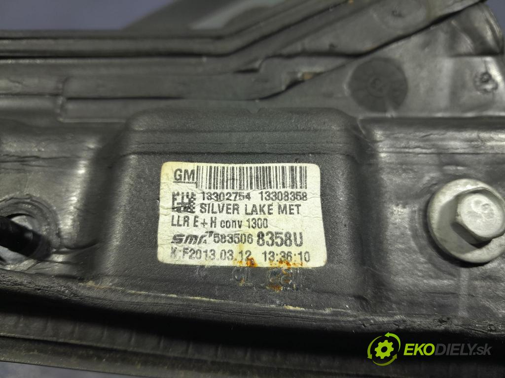 Opel Astra 2013 zrkadlo pravé 13308358