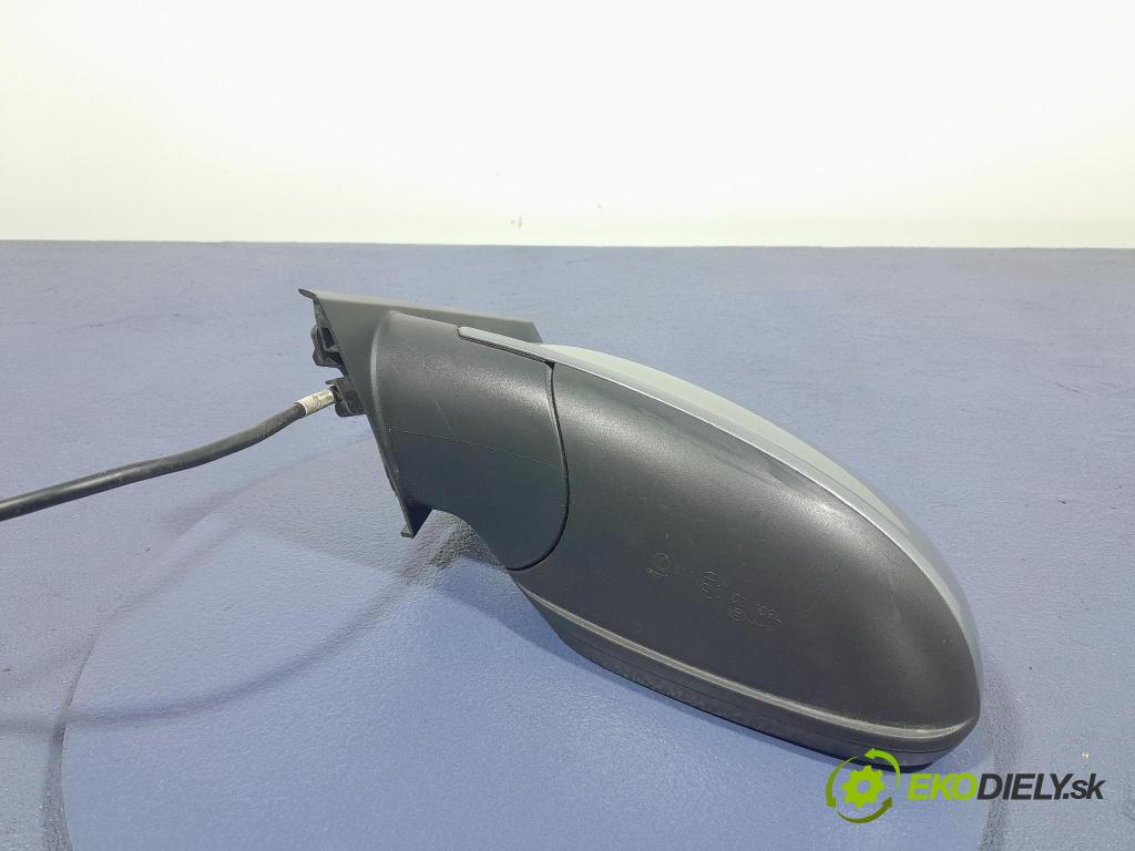 Opel Astra 2013 zrkadlo Vľavo: