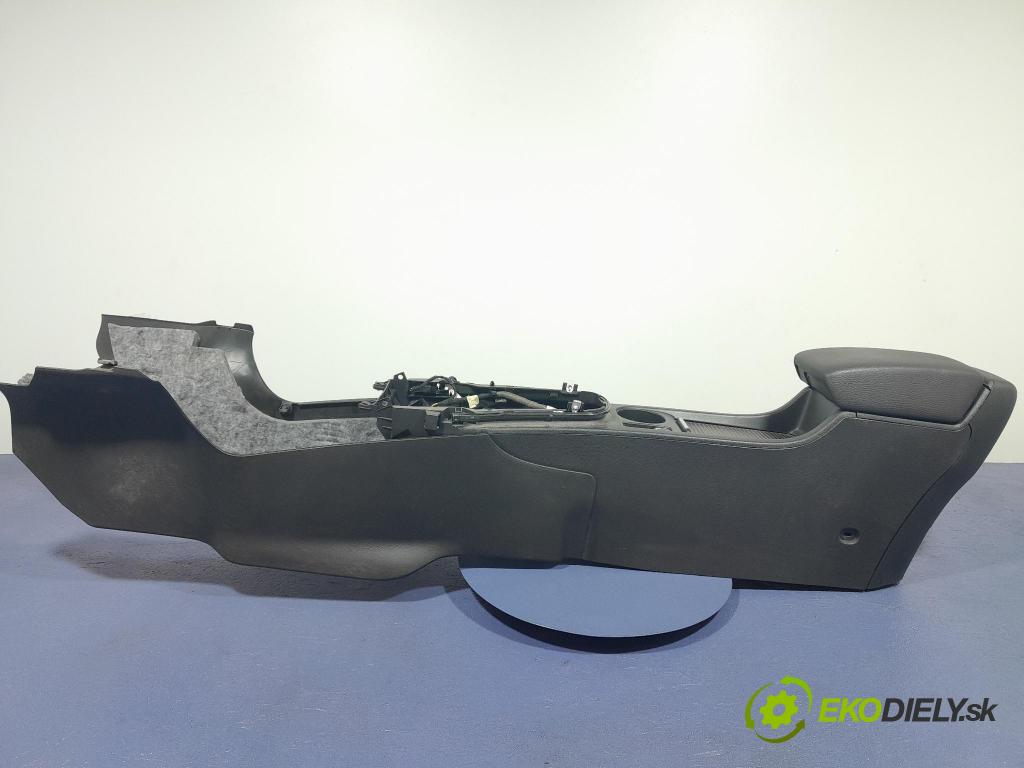 Opel Astra 2013 operadlo