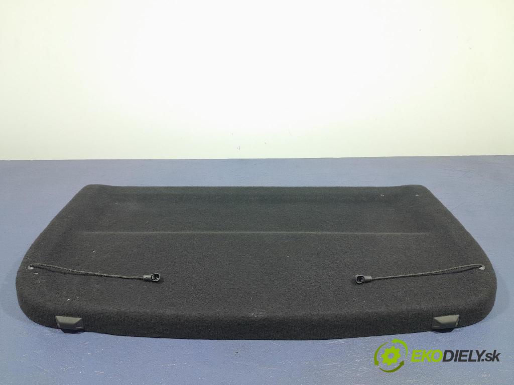 Opel Astra 2013 kufra: