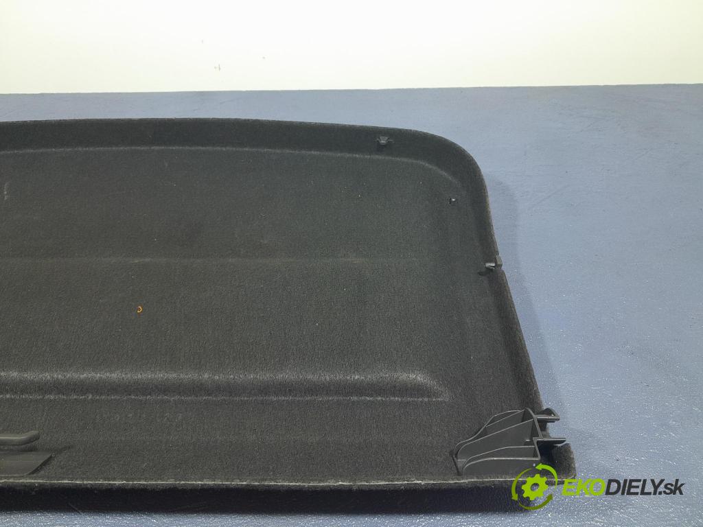 Opel Astra 2013 kufra: