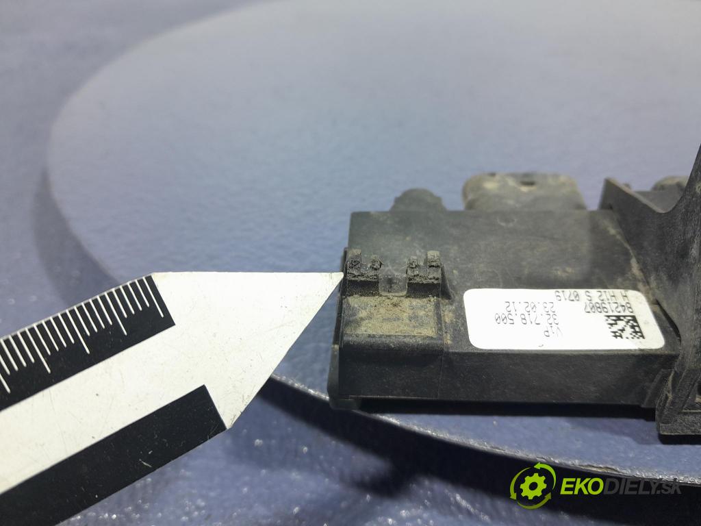 Audi A6 2011 riadiaca jednotka 3AA962243