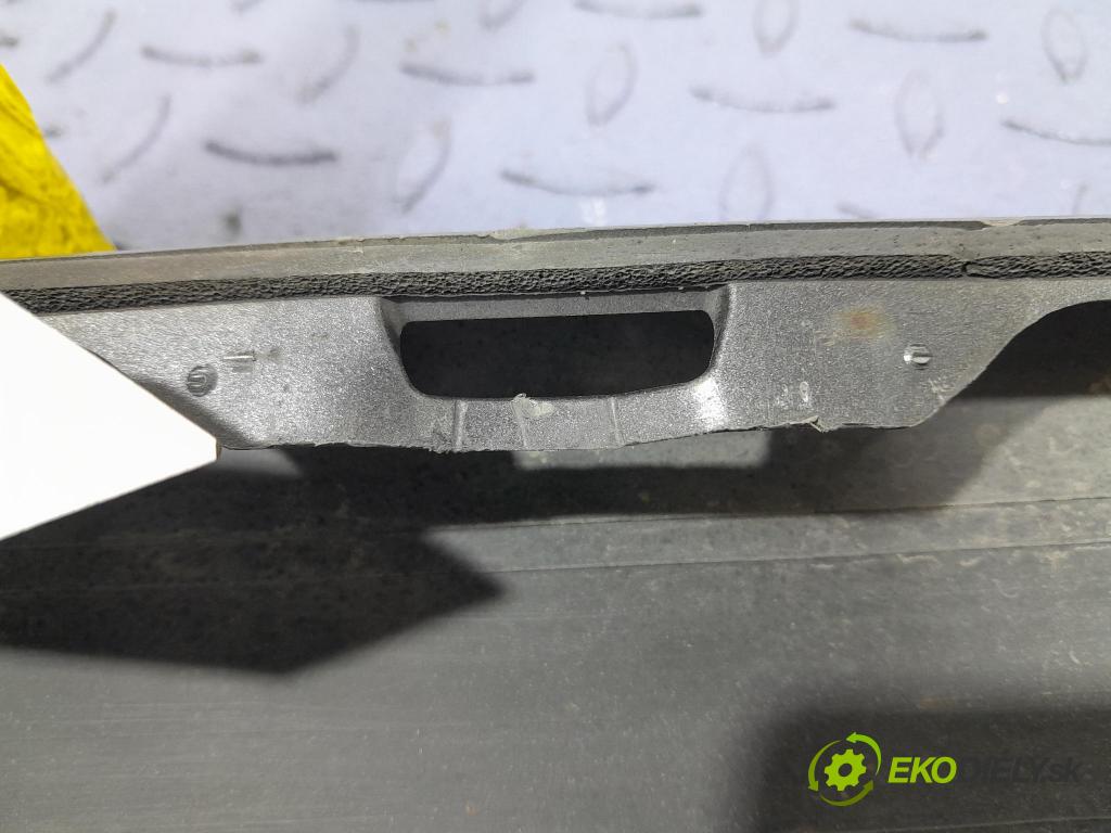 Audi A6 2011 lišta Práh: 4G0853859D