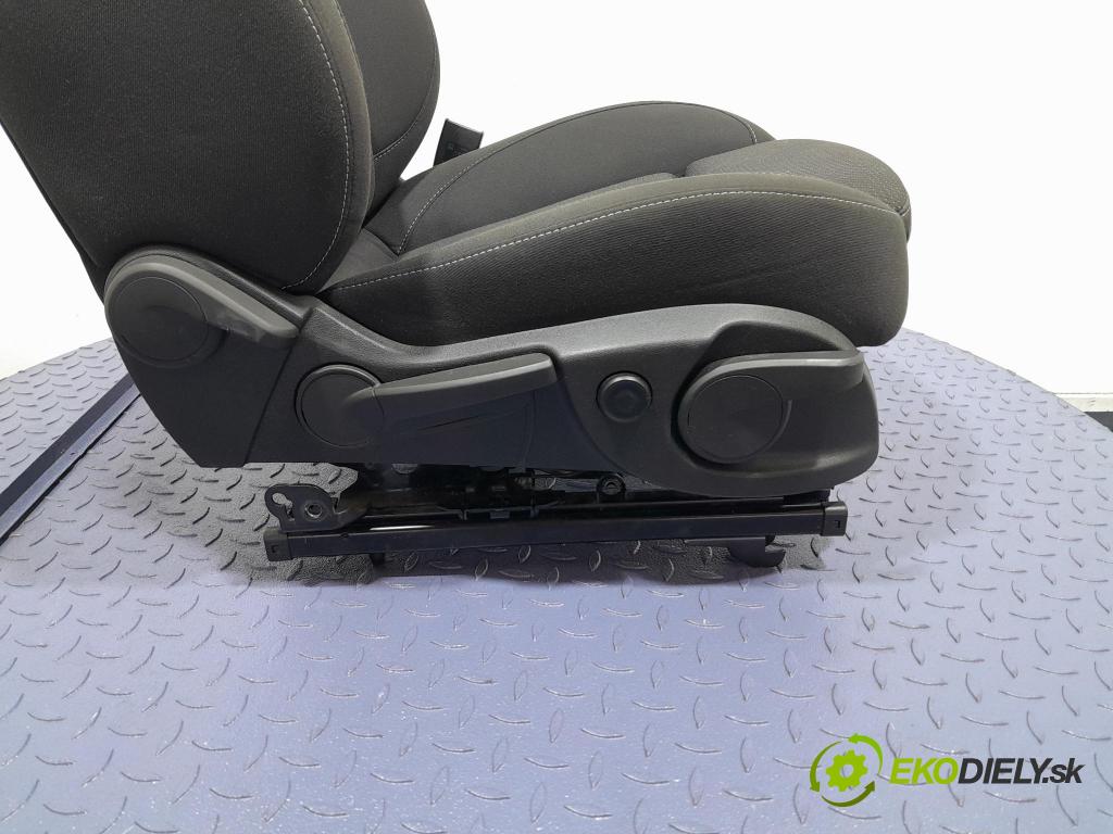 Opel Astra 2013 Sedadlo spolujezdce