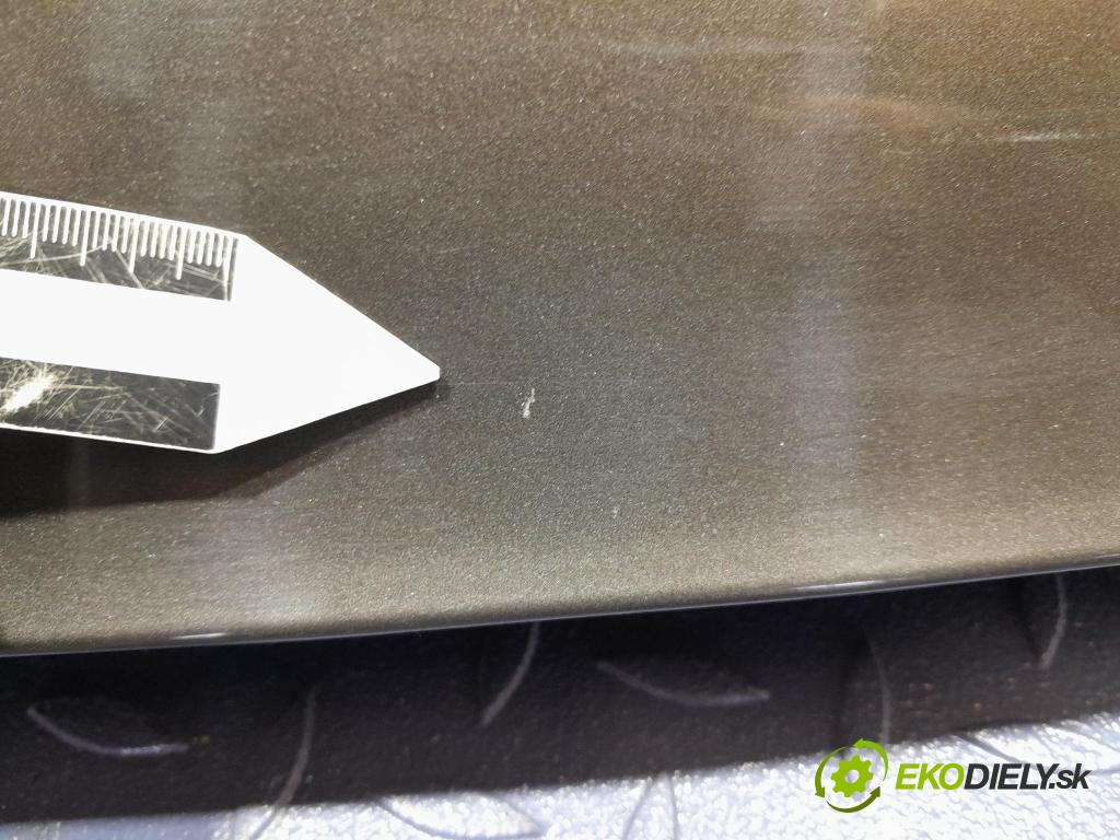 Audi A6 2011 zadna dveře kufra: kufra: