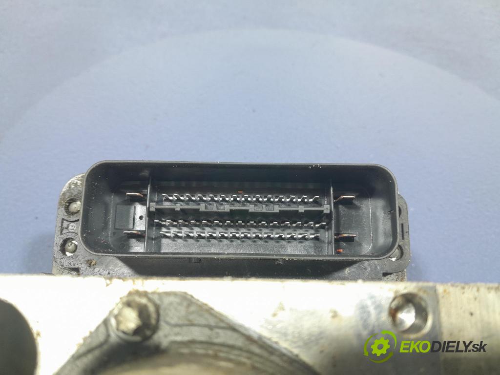 Audi A6 2011 čerpadlo ABS x 4G0614517P