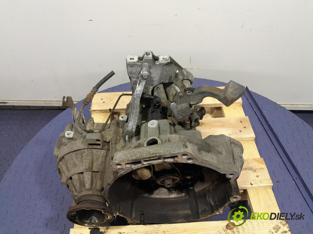 Vw Touran 2004 prevodovka Manualna GQN