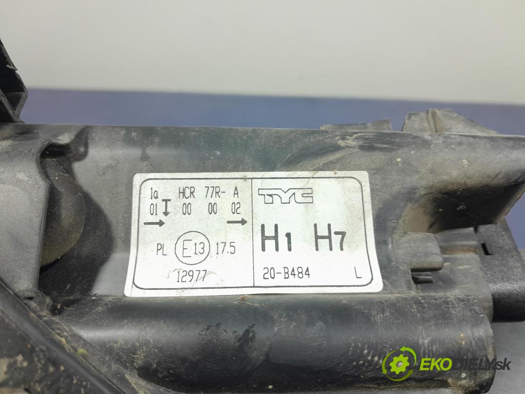 Ford Focus 2009 Reflektor: Vľavo: 20-B484