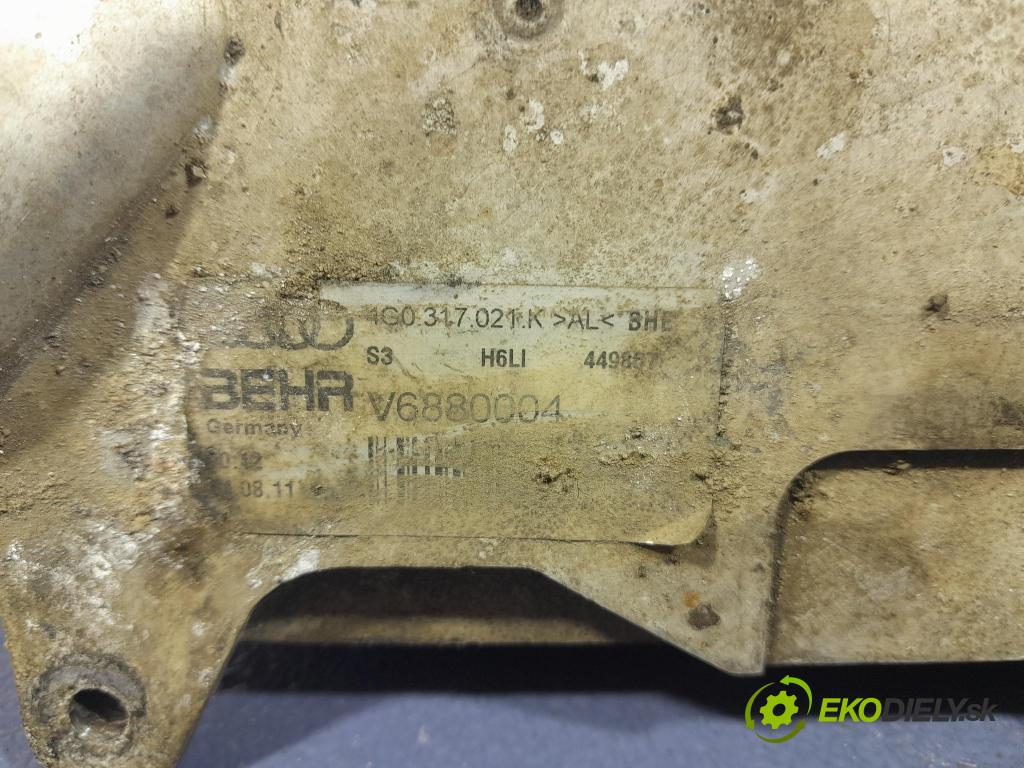 Audi A6 2011 chladič oleja 4G0317021K