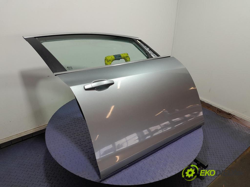 Opel Astra 2013 dvere Predné pravé