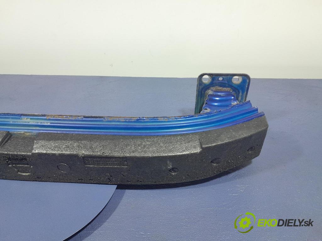 Fiat Linea 2008 výztuha narazník před