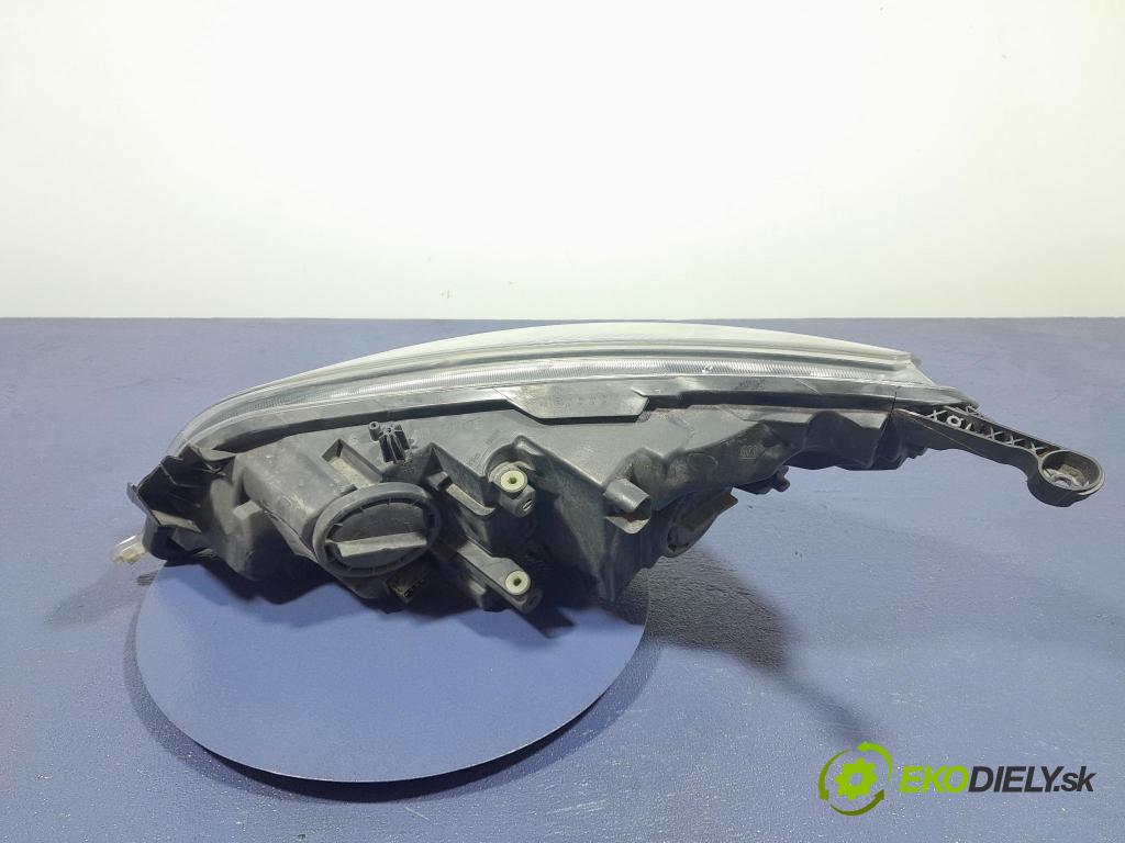 Opel Astra 2013 Reflektor: v pravo: 13365291