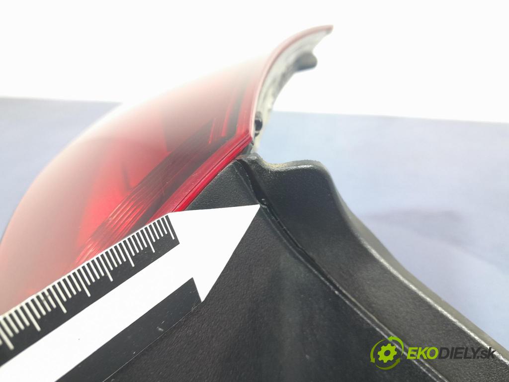 Opel Astra 2013 svetlo / reflektor zad ľavá Vonkajsia: