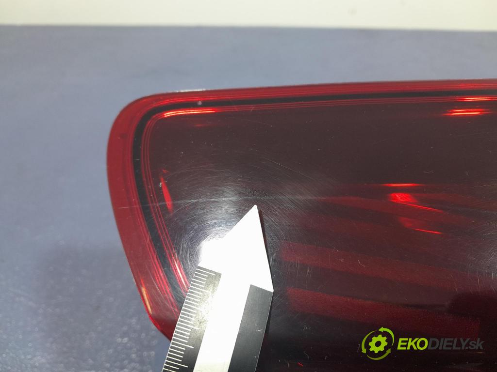 Opel Astra 2013 svetlo / reflektor zad ľavá Vonkajsia: