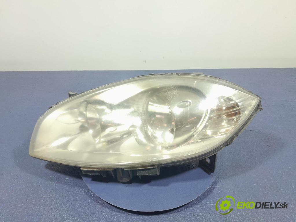 Fiat Linea 2008 Reflektor: Vľavo: 51826739