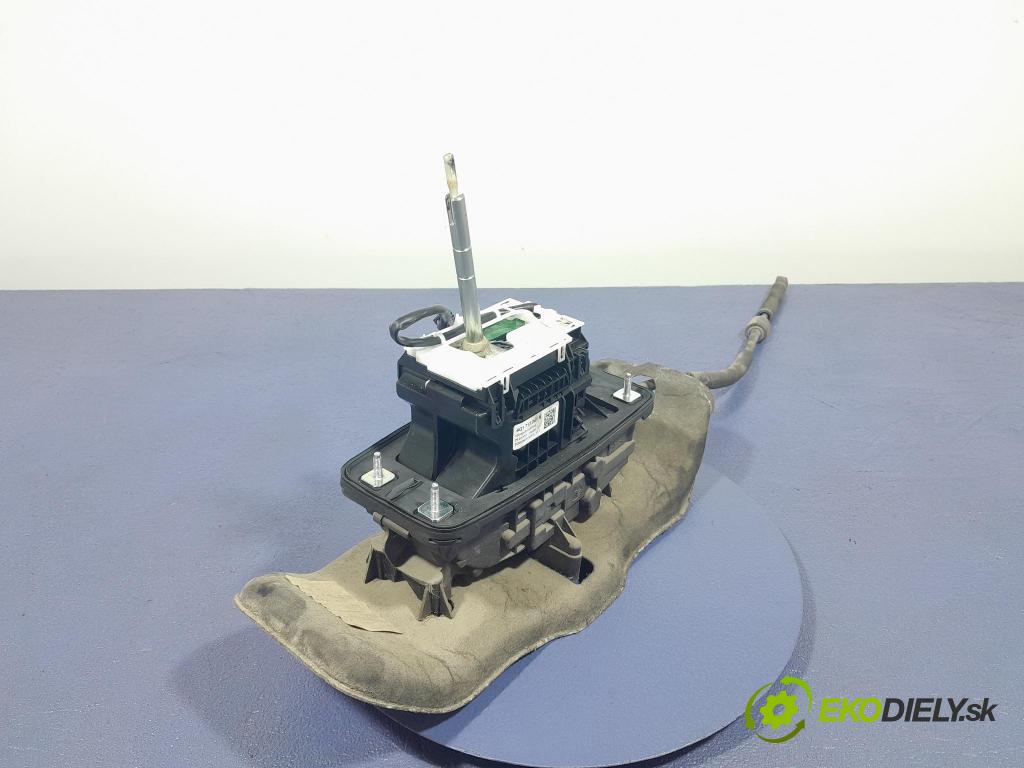 Audi A6 2011 Páka: Zmeny: 4G1713041K