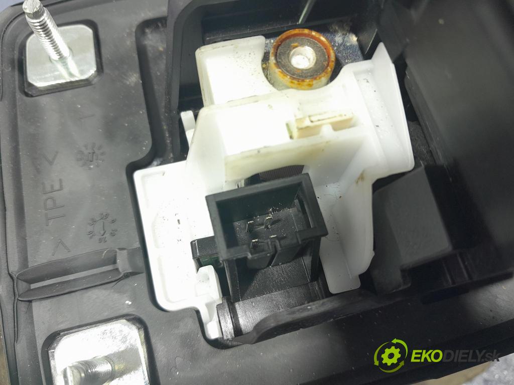 Audi A6 2011 Páka: Zmeny: 4G1713041K