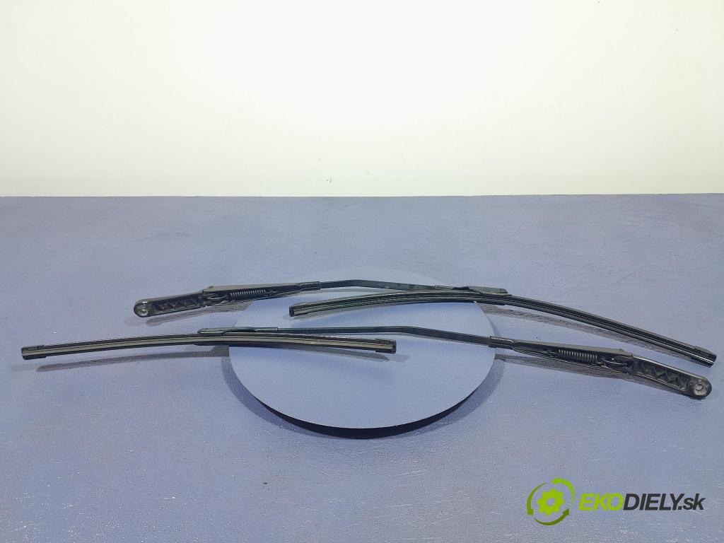 Audi A6 2011 Paže: Stěrače: před 4G1955407B