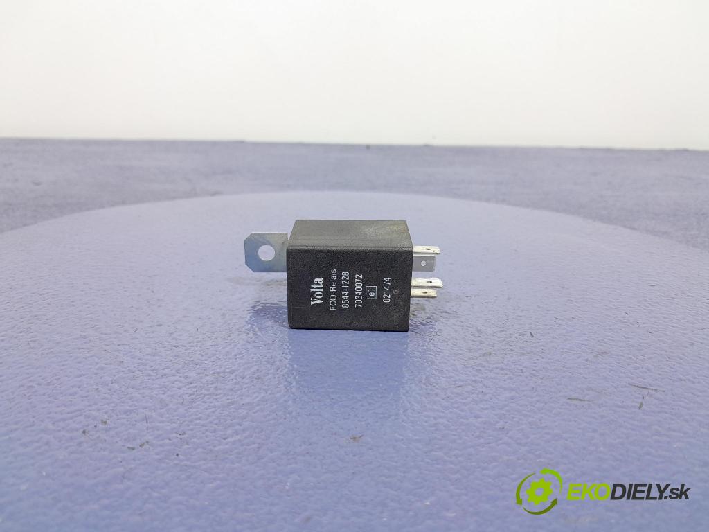 Ford C-max 2005 Relé: 8544-1228