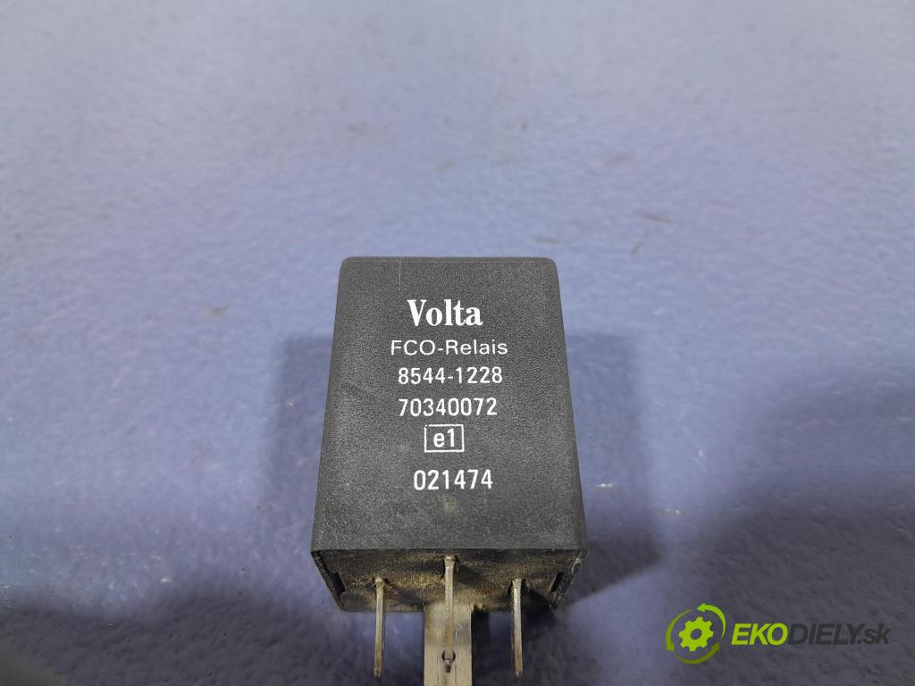 Ford C-max 2005 Relé: 8544-1228