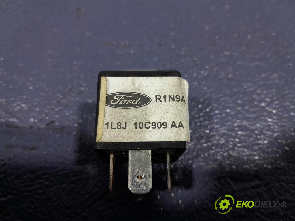 Ford C-max 2005 Relé: 1L8J 10C909 AA