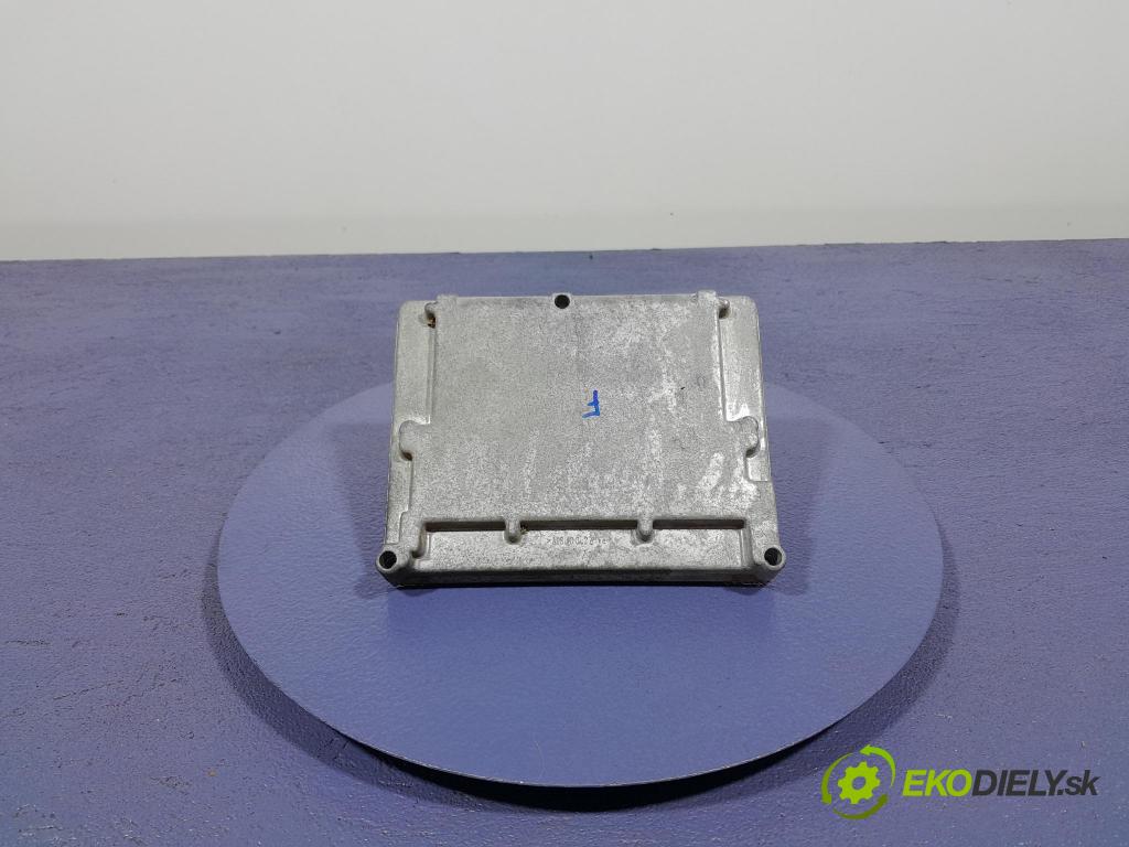 Ford C-max 2005 řídící jednotka Motor: 4M51-12A650-MB