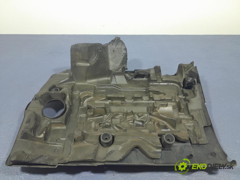 Opel Astra 2013 kryt Motor: 55576414