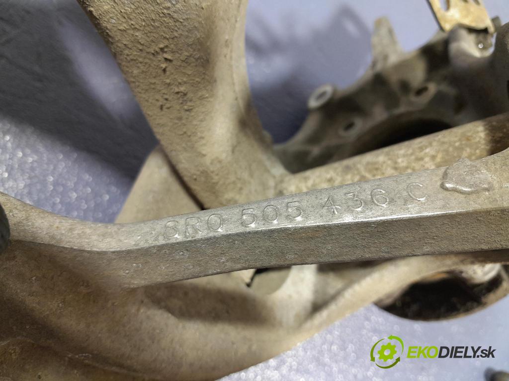 Audi A6 2011 náboj Prava: 8R0505432F